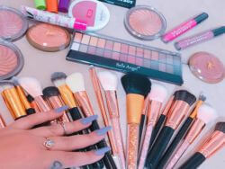 Comprar Maquiagem Barata Atacado