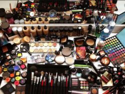 Importador de Maquiagem Na 25 de Março